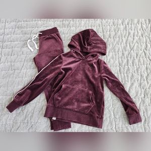Girls Bench Track Suit *preworn *